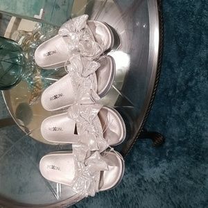 Silver shimmer big bow slippers